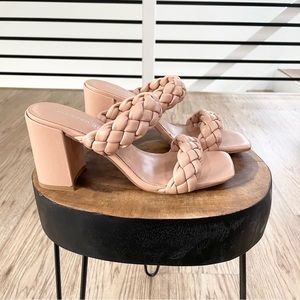 6.5 8 8.5 10 NWT blush tan cream, chunk heal, open toe, faux leather sandles